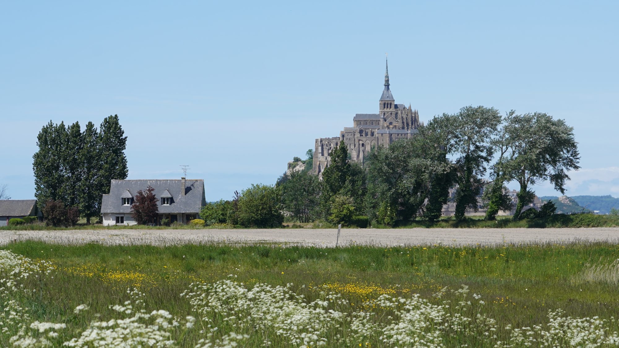 Farm and Mont