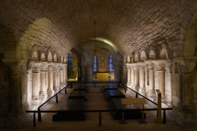 Black marble tombs