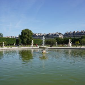 Tuileries pond